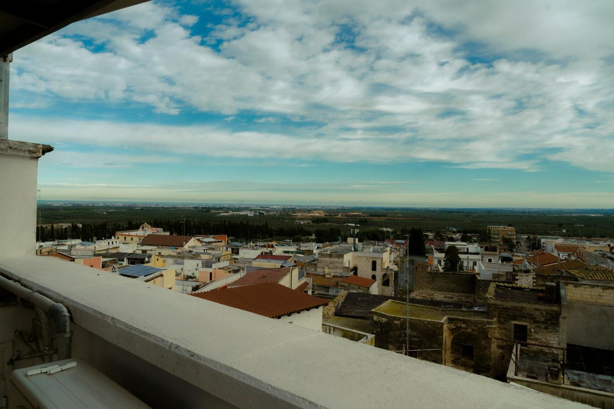 Bed and Breakfast La Torre Storica Bitonto Exterior foto